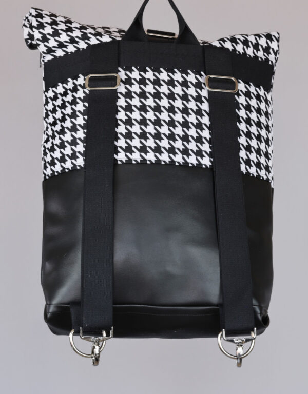 Roll up batoh (Black and White Fashion) - Obrázek 2