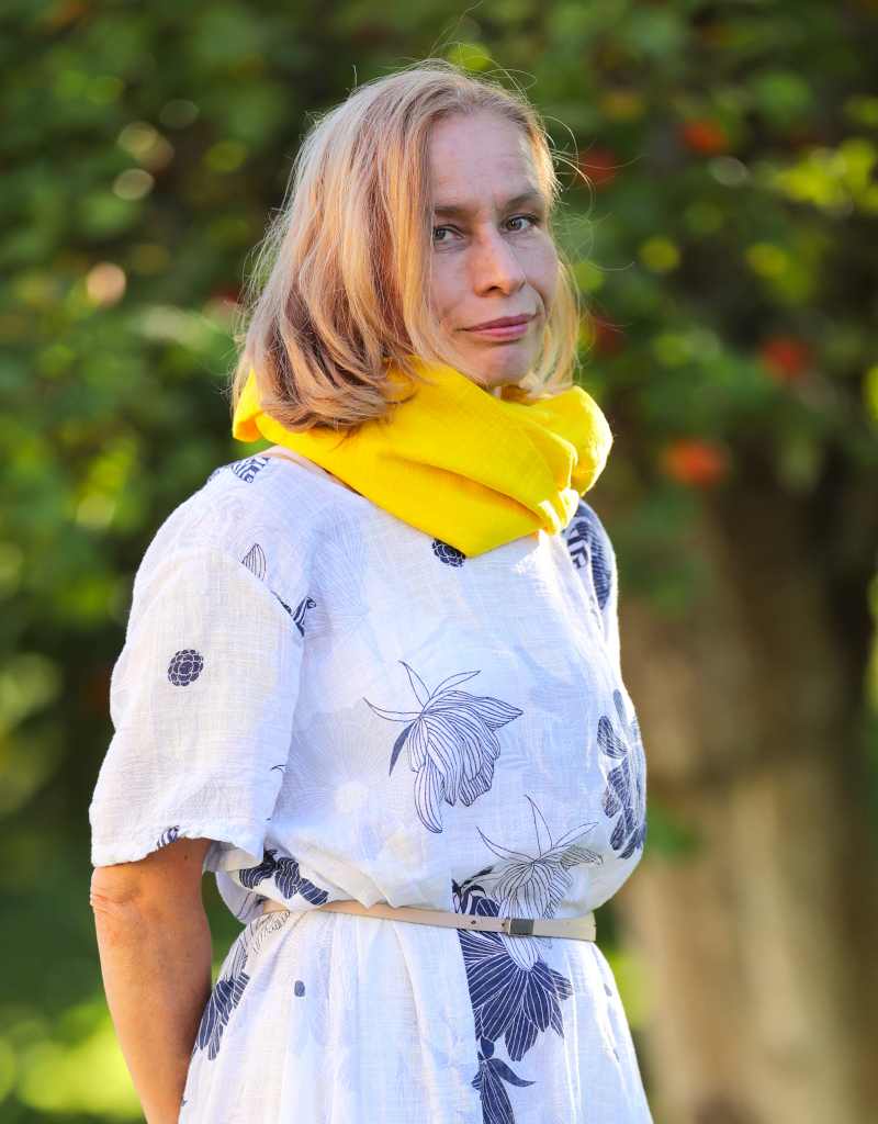 Nákrčník (Yellow Light)